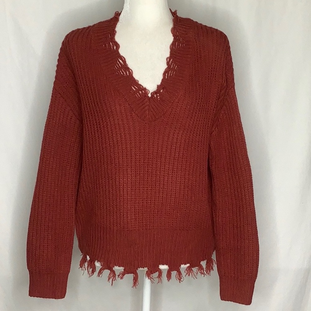 Distressed Cinnamon Rust V-Neck Sweater Size M (7-9)